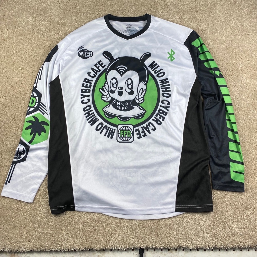 Future Fantasy Delight Mijo Miho Cyber Cafe Meow Wolf Jersey XL White Black
